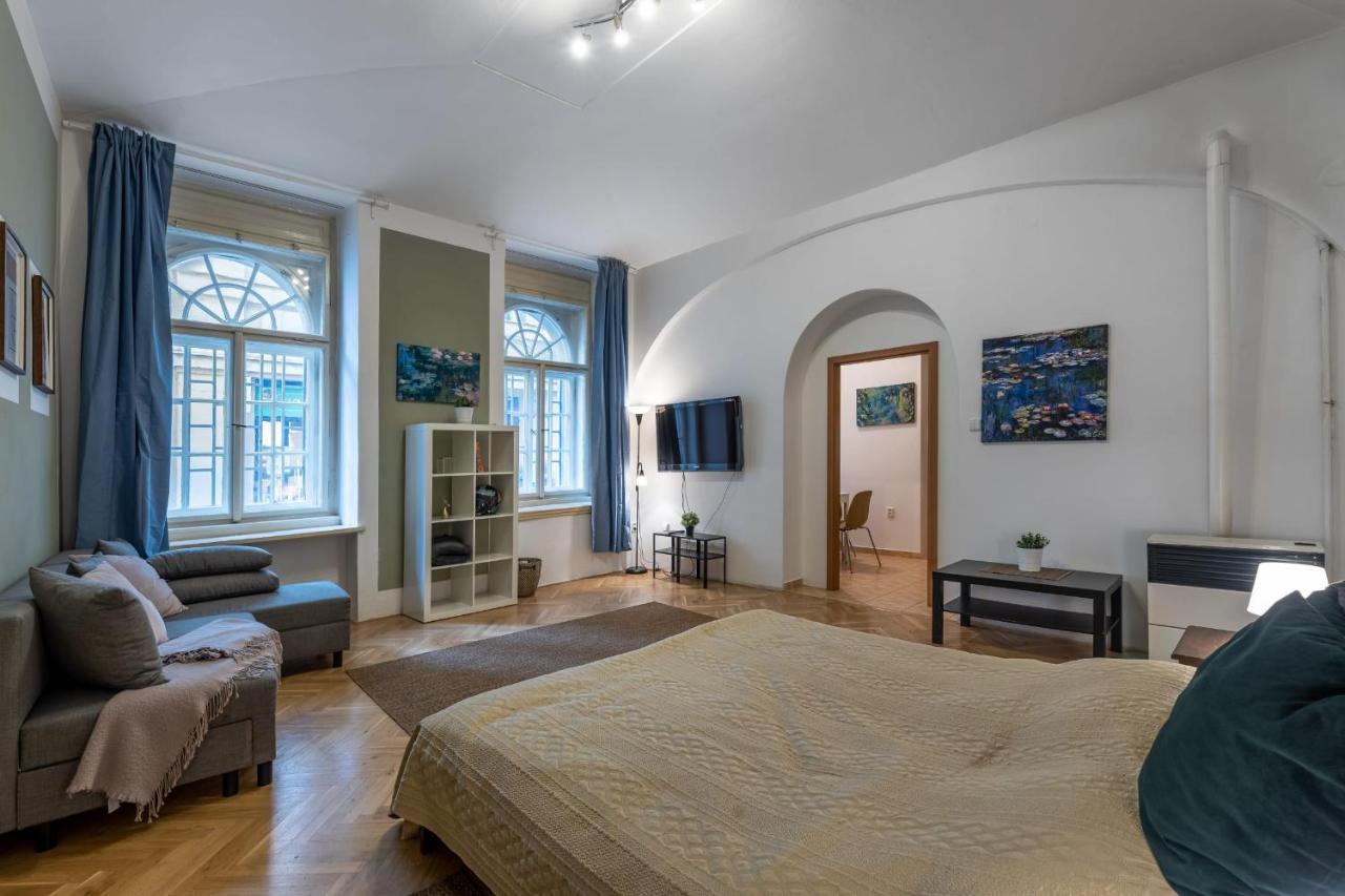 Spacious 3 Bedroom Apartment In The Heart Of Prague Praga Exterior foto
