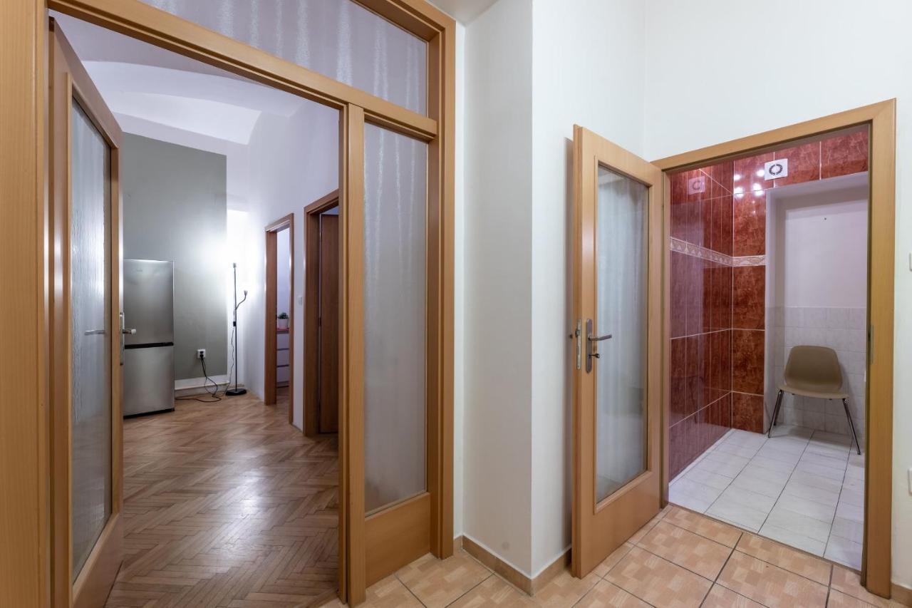 Spacious 3 Bedroom Apartment In The Heart Of Prague Praga Exterior foto